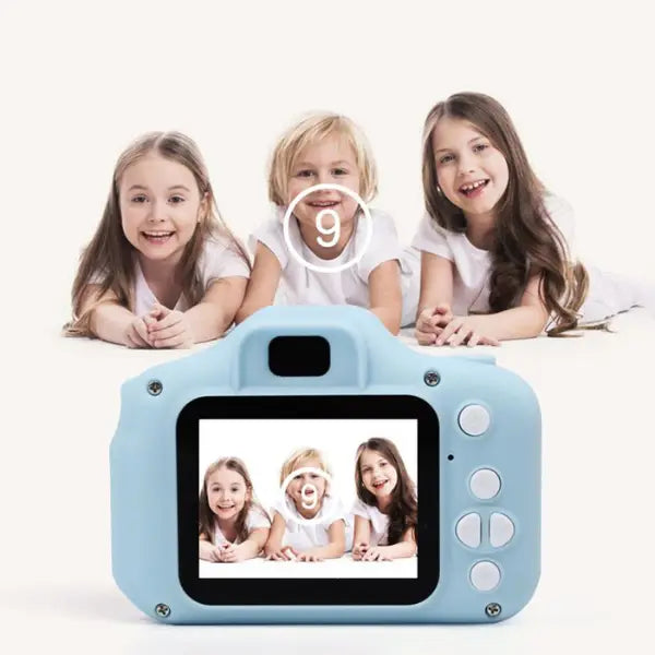Dečiji fotoaparat sa Smart HD oznakom u nazivu.