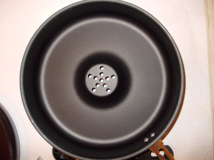 Tiganj Dry Cooker sa odvojivom ručkom za praktičnije odlaganje.