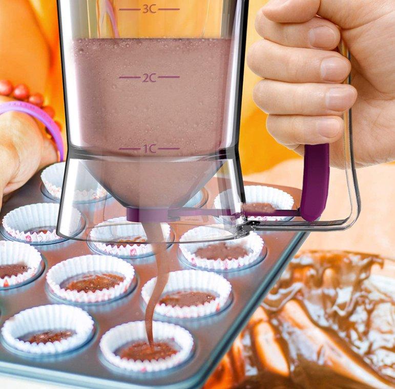 Pribor za doziranje testa pri pripremi palačinki i mafina.