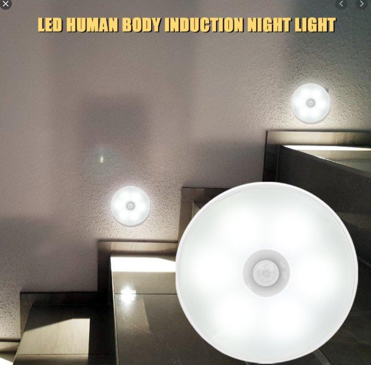 Proizvod za osvetljenje koji objedinjuje LED lampu i senzor pokreta.