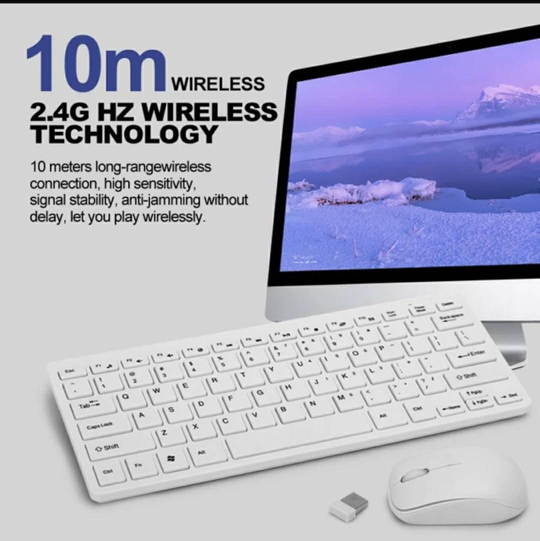 Bežična mini tastatura K03 i miš iz istog kompleta.