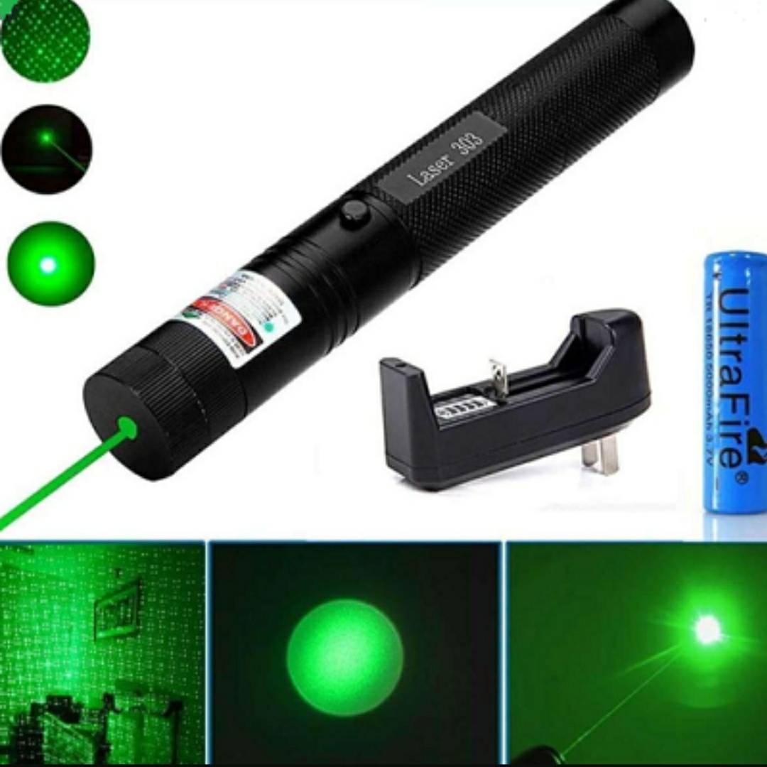 Zeleni laserski pokazivač YL-303 prikazan kao proizvod.