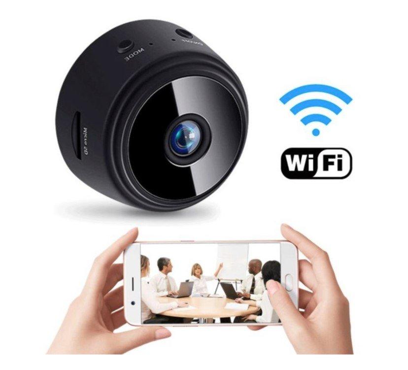Mini kamera za nadzor sa povezivanjem preko Wi‑Fi mreže.