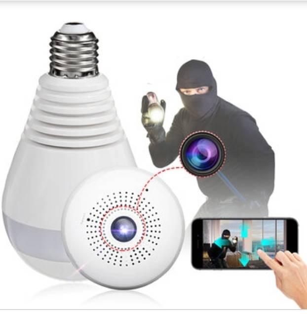 Sijalica-kamera prikazuje prostor uz mogućnost rotacije od 360 stepeni.