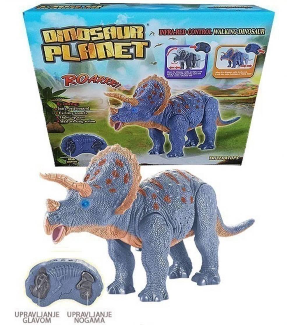 Triceratops igračka sa glavom koja se pokreće tokom igre.