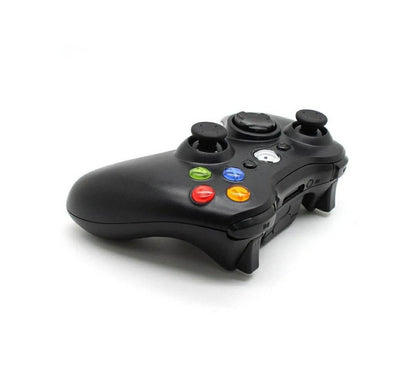 Kontroler za Xbox 360 sa fleksibilnim kablom.