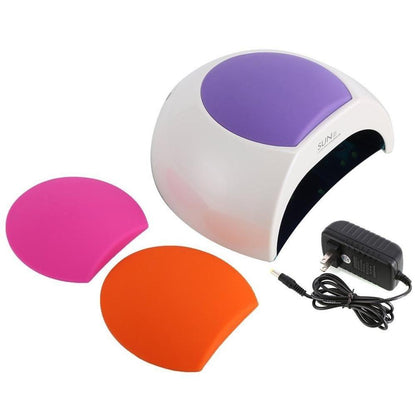 Uređaj SUN 2C za sušenje noktiju sa UV/LED svetlom.