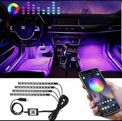 Komplet RGB LED traka namenjenih za ambijentalno osvetljenje unutrašnjosti automobila.