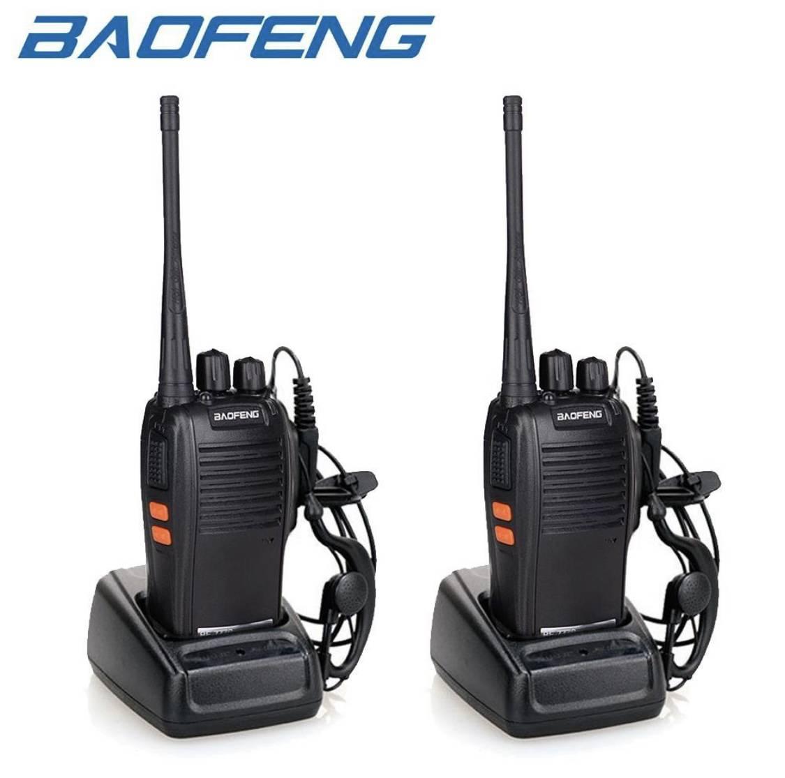 Radio-stanica BF-777S sa antenom.