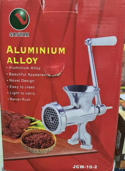 Kuhinjski uređaj od aluminijuma za mlevenje mesa.