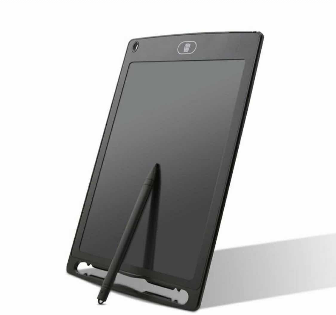 LCD tabla namenjena pisanju i crtanju na baterije.