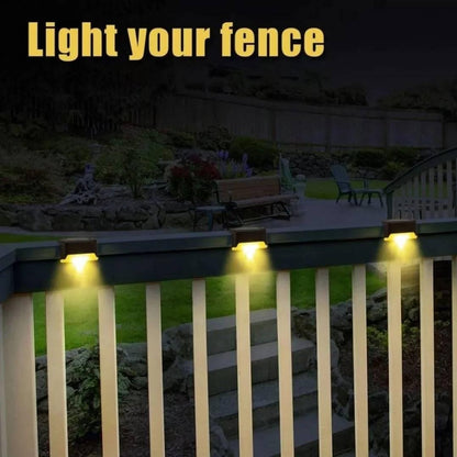 Solarna LED lampa za osvetljenje dvorišta toplim žutim svetlom.