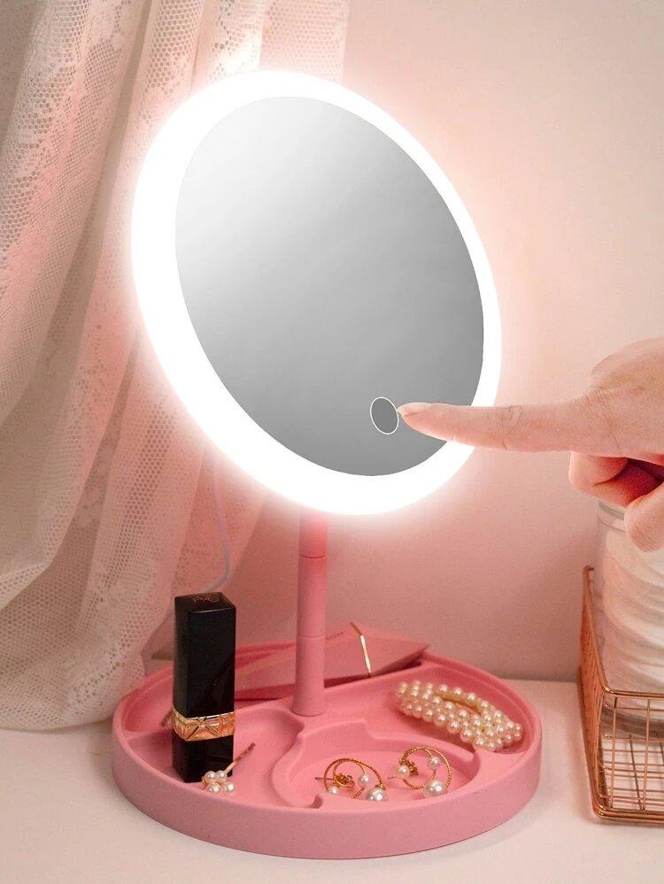 Kozmetičko ogledalo sa LED osvetljenjem za šminkanje.