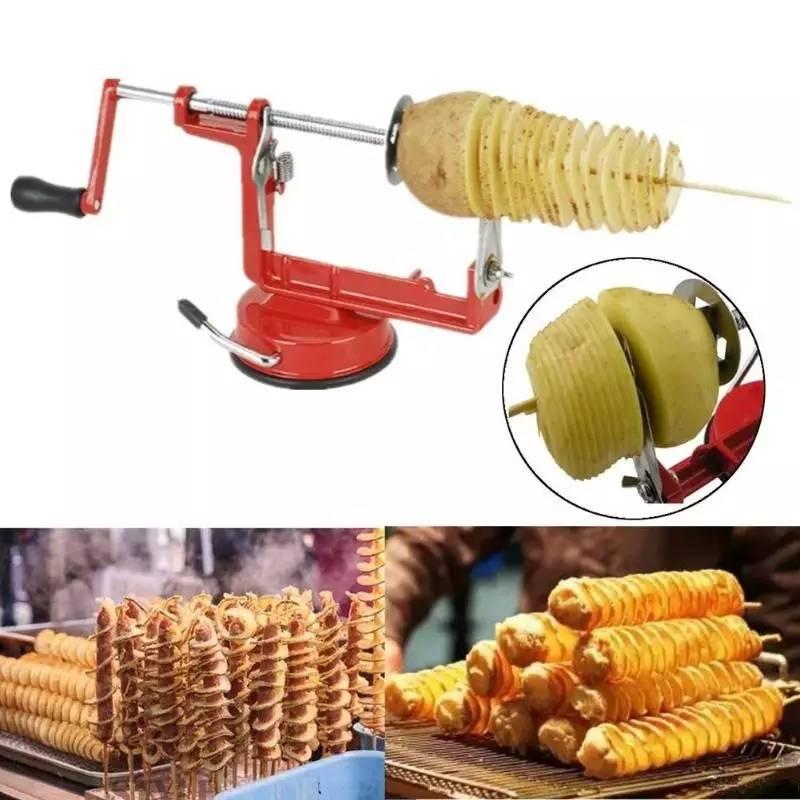 Kuhinjski pribor za dekorativno oblikovanje krompira.