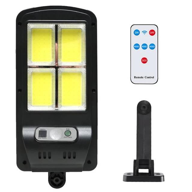 Zidna lampa koja se puni sunčevom svetlošću.