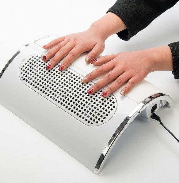Aspirator za nokte snage 36 W za rad tokom manikira.