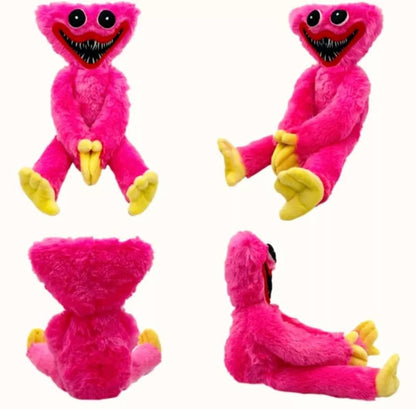 Huggy Wuggy iz Poppy Playtime prikazan je kao plišana igračka.