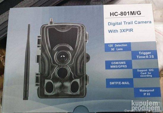 Huntcam HC-801 M/G kamera koja može da snima fotografije i video.