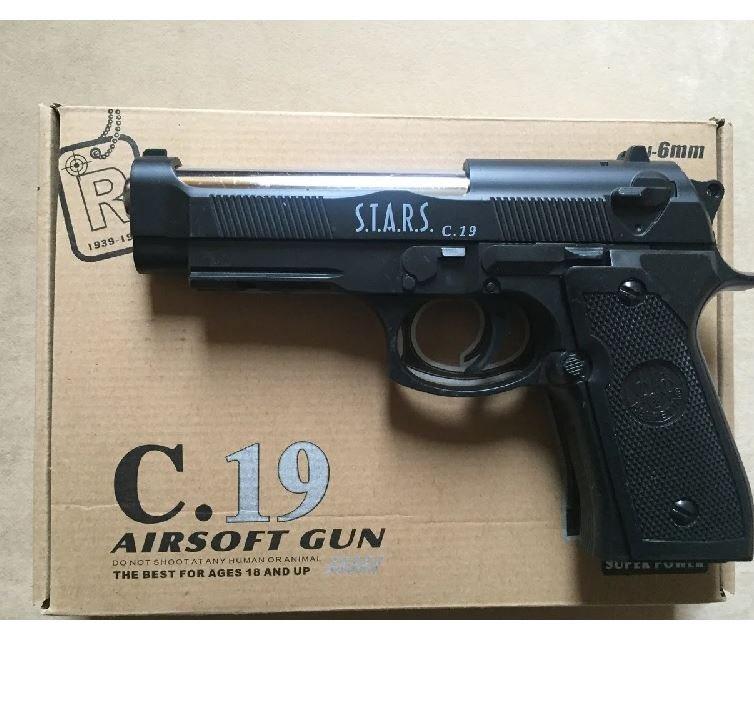 Metalno kućište airsoft replike C 8 za ispaljivanje plastičnih kuglica.