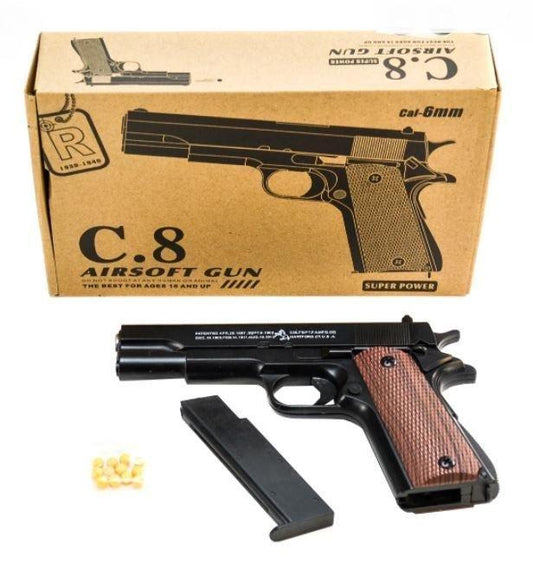 Airsoft pištolj C 8 sa metalnim kućištem i plastičnim delovima.