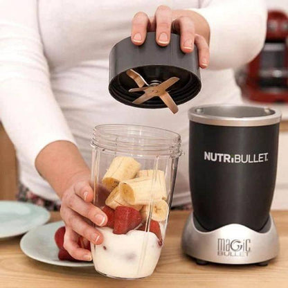 Blender set uz priloženo uputstvo za upotrebu.
