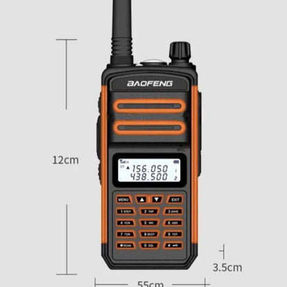 Radiostanica BF-S5 Plus navedene snage 18 W.