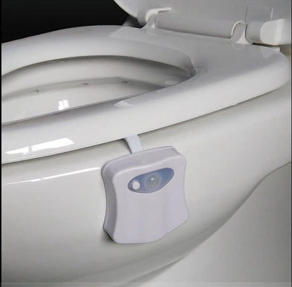 Lampa za WC šolju sa osvetljenjem u osam boja.