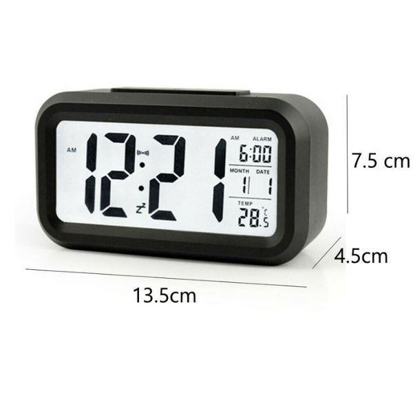 Digitalni sat namenjen podešavanju više alarma.
