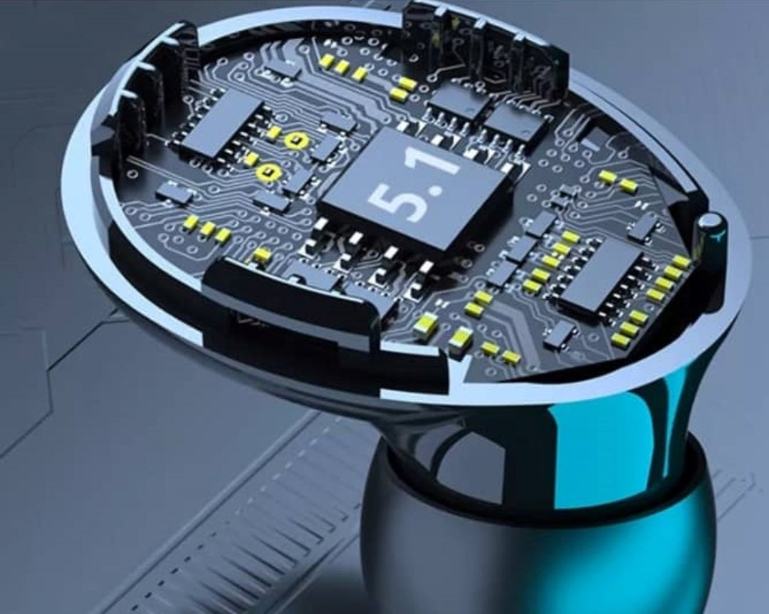 M10 TVS bežične bubice i kutijica koja može da posluži kao stalak za telefon.