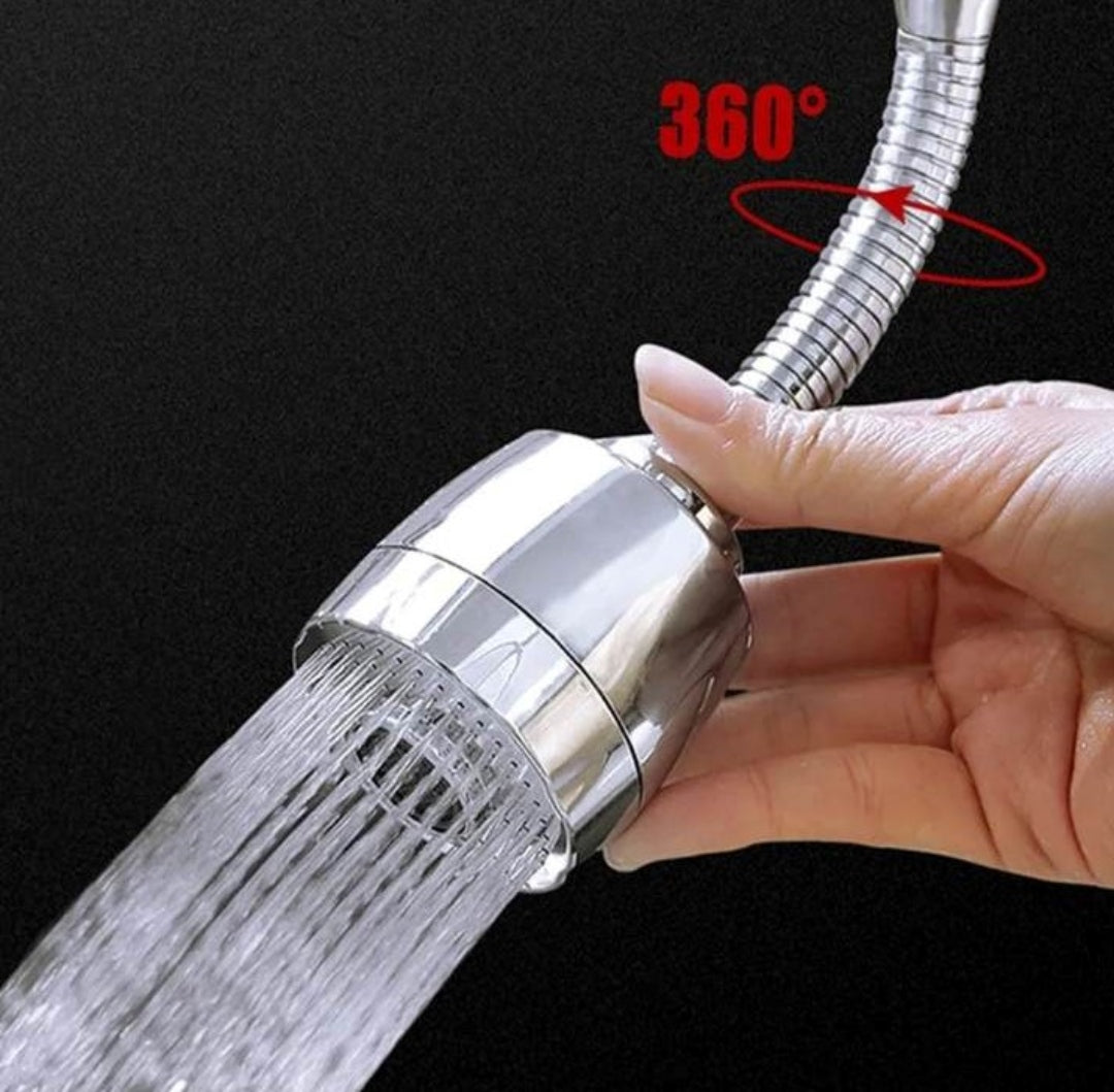 Slika prikazuje rotirajući aerator kao dodatak za slavinu.