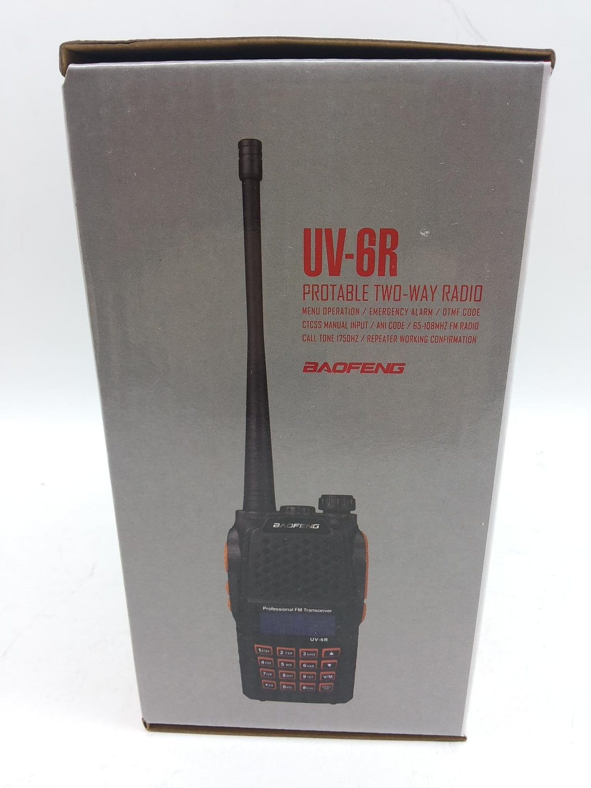 Baofeng radio-stanica UV-6R za rad na dva frekvencijska opsega.