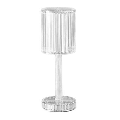 Valjkasta lampa od kristala koja se puni preko USB-a.