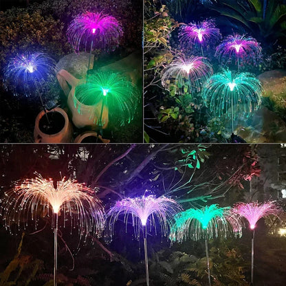 Dekorativna solarna lampa u obliku meduze za večernju rasvetu dvorišta.
