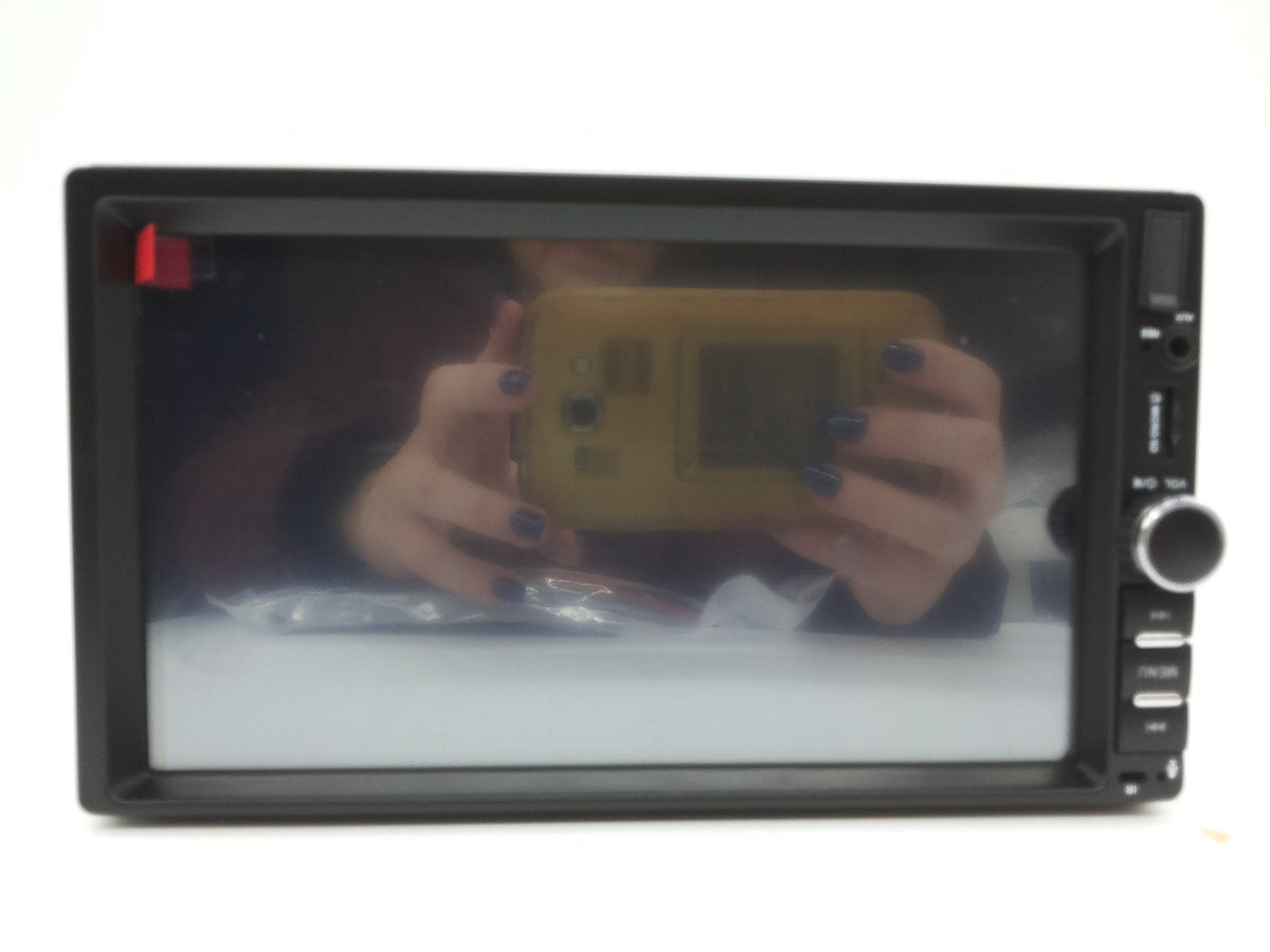 Auto-radio iz kategorije Multimedia sa MP5/MP3 plejerom i SD i USB opcijama.