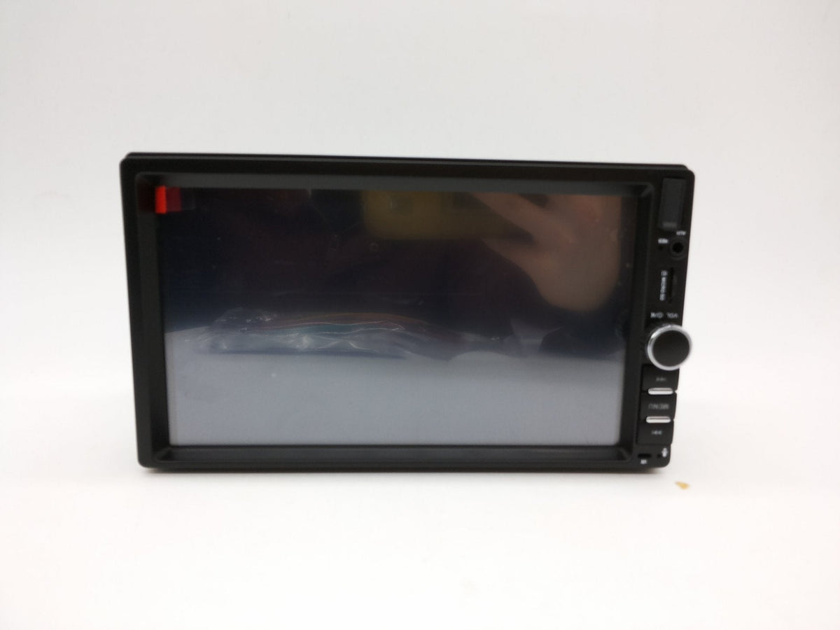 Uređaj za automobil opisan kao multimedijalni auto-radio za MP5/MP3.