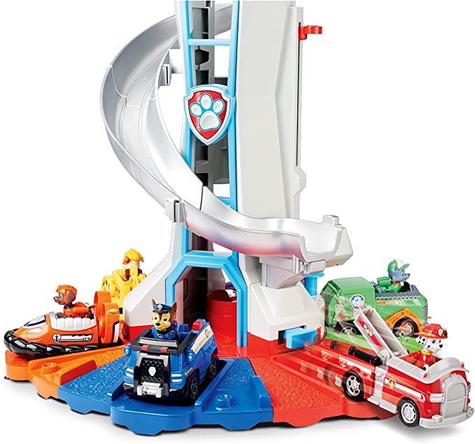 Prikaz igračke Paw Patrol u obliku tornja sa svetlosnim i muzičkim efektima.
