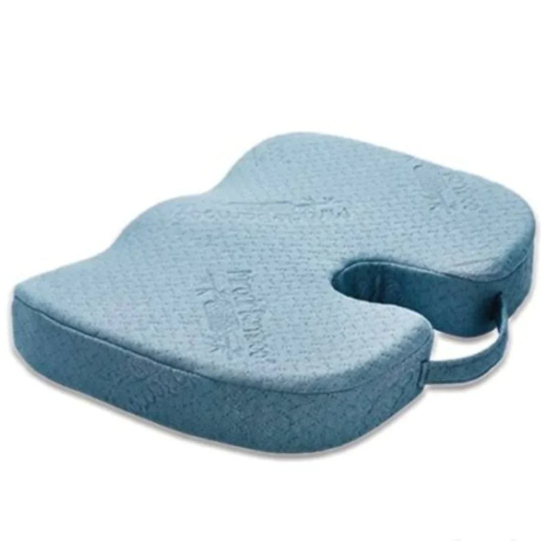 Ergonomski jastuk od bambusa prikazan kao dodatak za sedenje.