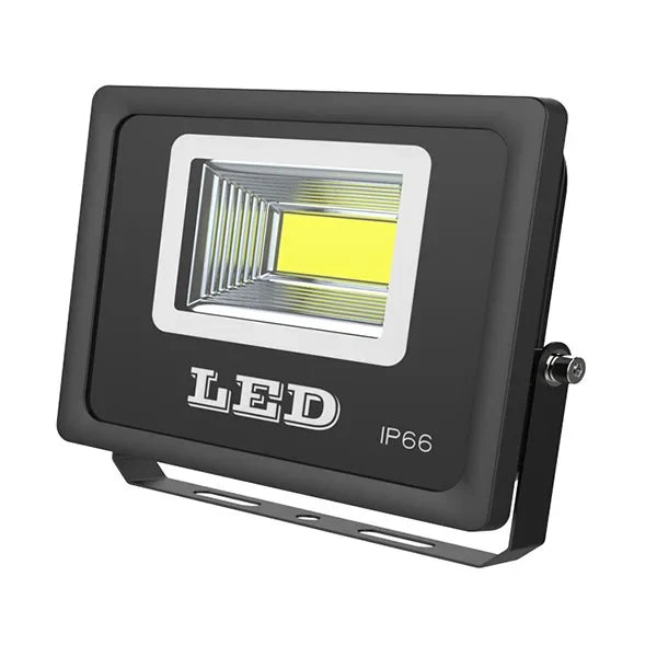 COB LED reflektor snage 50 W namenjen je osvetljavanju unutrašnjih i spoljašnjih prostora.