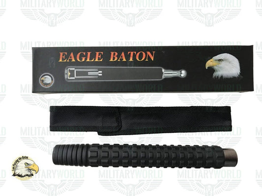 Teleskopska palica Eagle Baton sa crnim rebrastim gumenim rukohvatom.