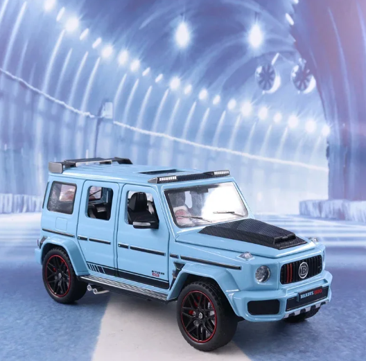 Babosi 800, metalni model u obliku Mercedes-Benz G klase.