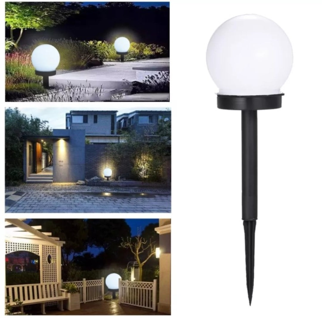 Set od četiri lampe za osvetljenje prostora oko kuće.