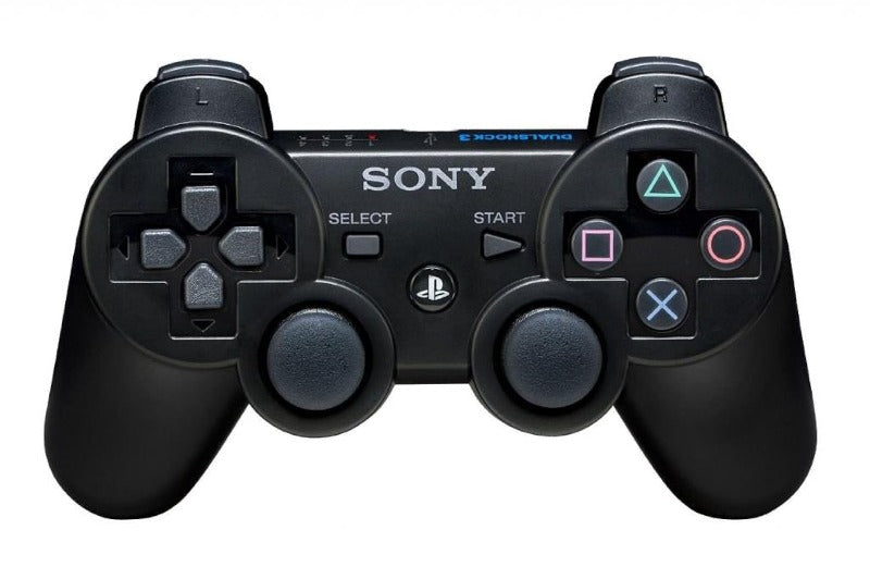 Prikazan je kontroler za PlayStation 3 sa četvorosmernim dugmetom i dva analogna štapića.