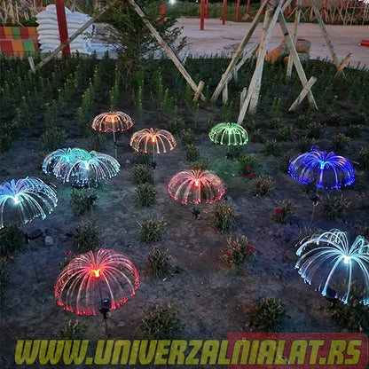 Baštenska lampa meduza sa solarnim napajanjem.