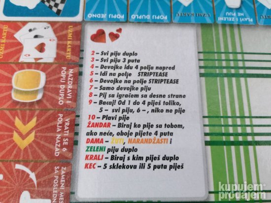 Prikaz društvene igre Zurkopol nalazi se na fotografiji.