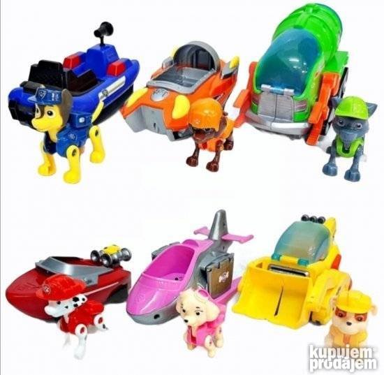 Rubble iz Patrolnih šapa prikazan kao deo muzičke igračke.