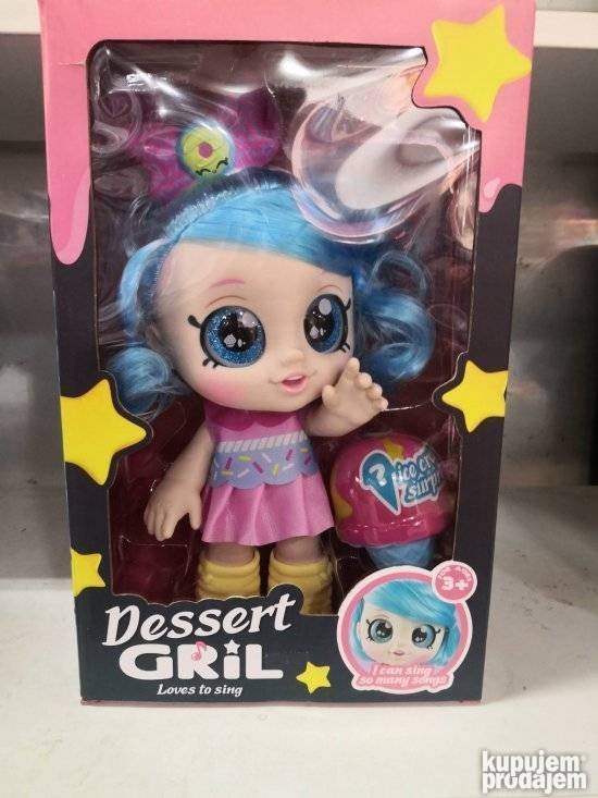 Donatina muzička lutka prikazana je kao igračka za decu.