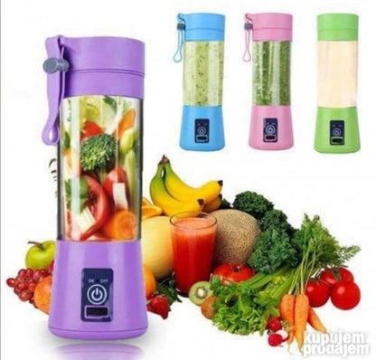 Mini električni blender namenjen za miksanje voća i povrća.
