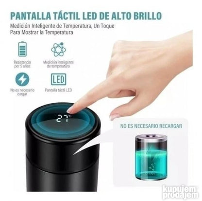 Termos za napitke sa digitalnim prikazom temperature i neklizajućim dnom.