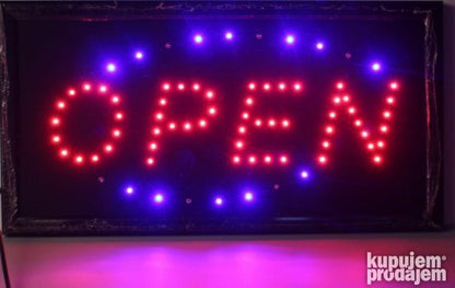 LED tabla sa natpisima OPEN i CLOSE i napajanjem od 220 V.