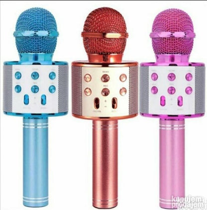 Karaoke mikrofon koji se puni preko USB kabla.